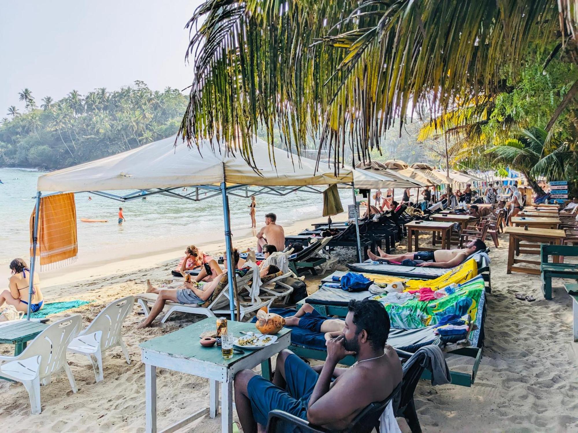 Silent Cabana And Restaurant Marakolliya, タンガラ エクステリア 写真